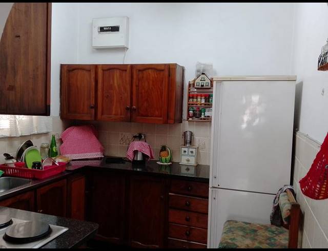 3 BEDROOM APARTMENT FOR SALE IN GLENWOOD